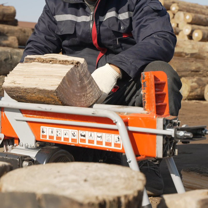 8T Log Splitter Machine